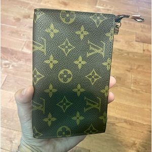 Louis Vuitton Mini Pochette